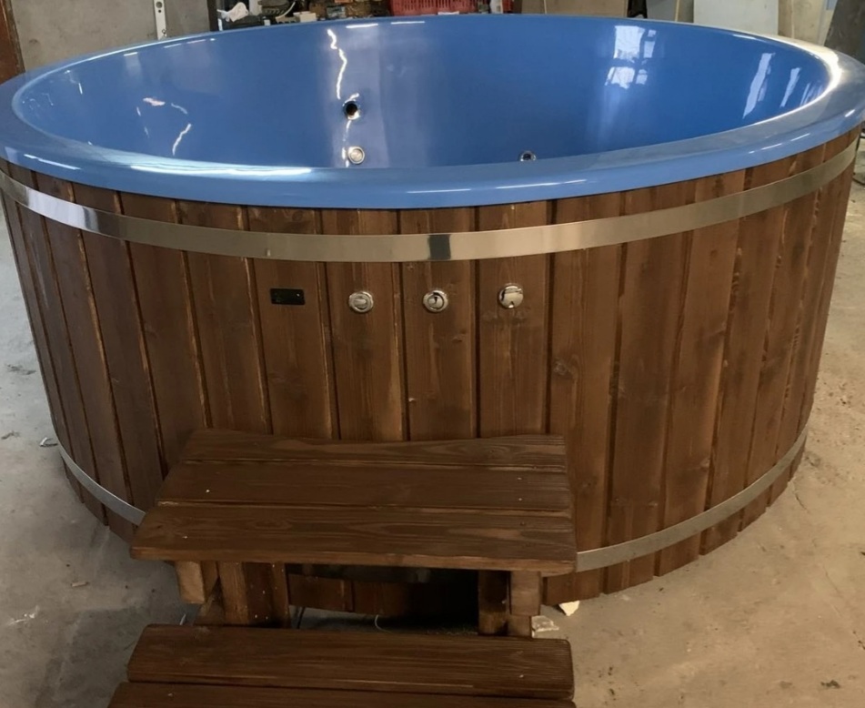 Hottub 3